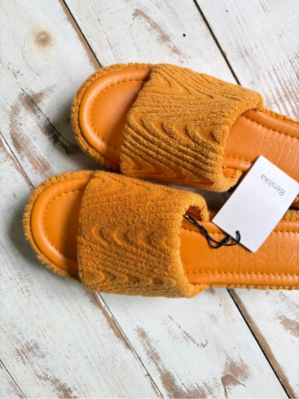 BERKSHA terrycloth pool slides mule sandals orange summer Resortwear sz 7.5 NWT - Picture 2 of 10